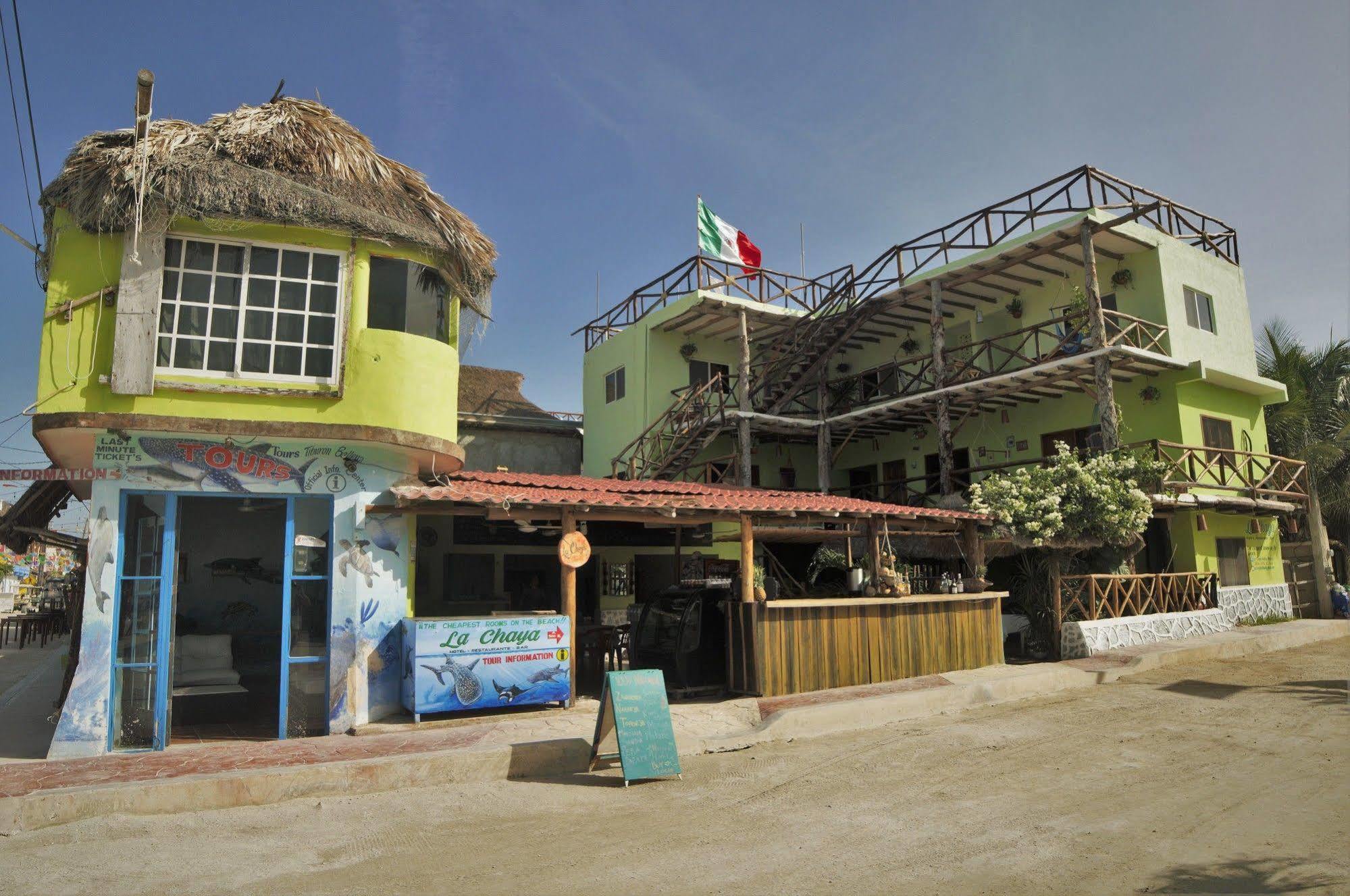 Отель La Chaya Holbox Экстерьер фото