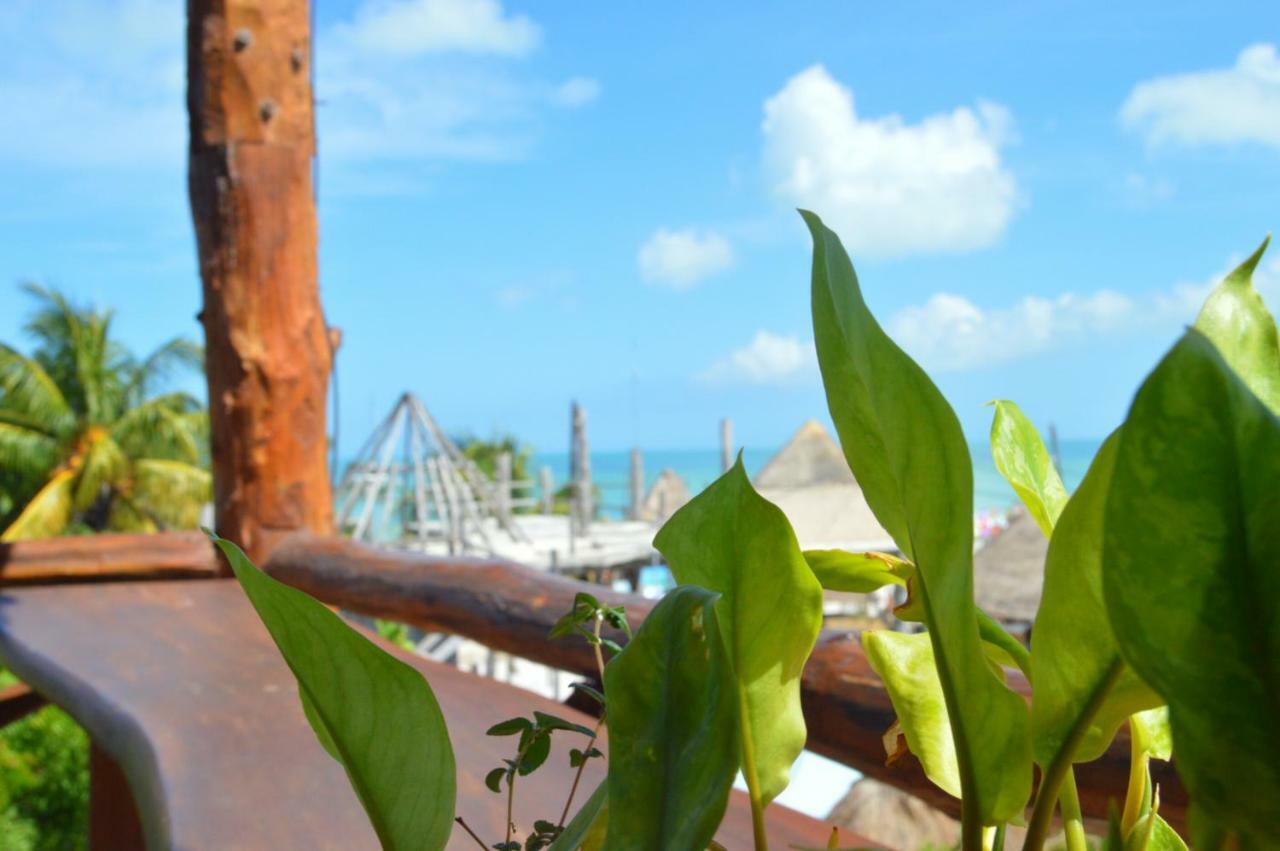 Отель La Chaya Holbox Экстерьер фото